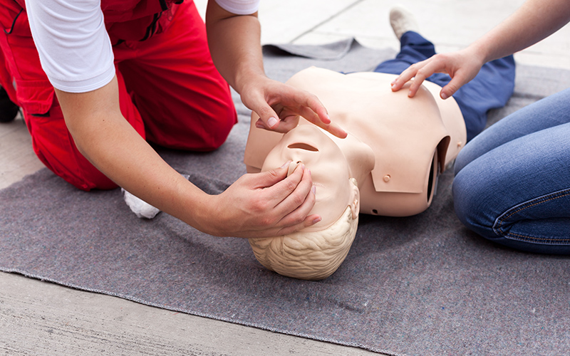 First Aid Courses in Edmonton and Devon from MI Safety