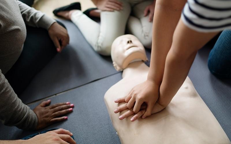 CPR Courses in Edmonton from MI Safety
