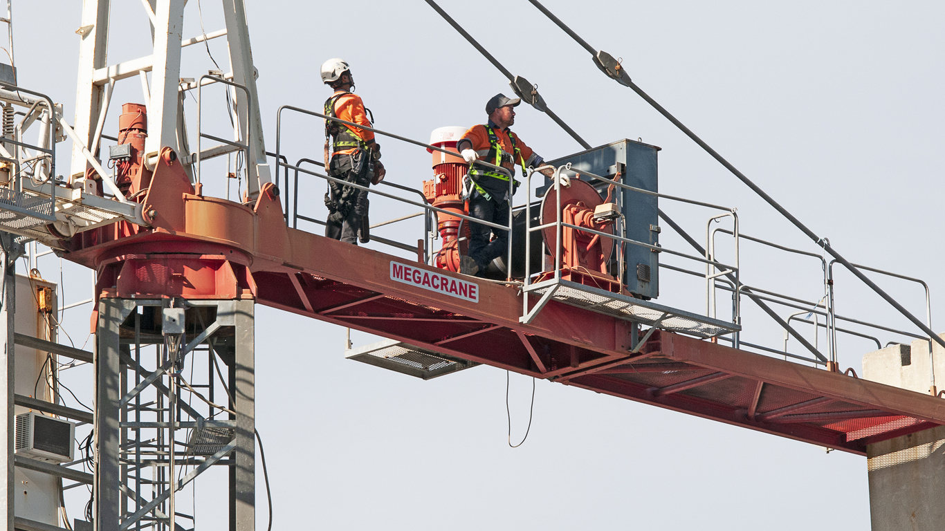 Benefits of Hiring NCSO Onsite Safety Personnel for Construction 4