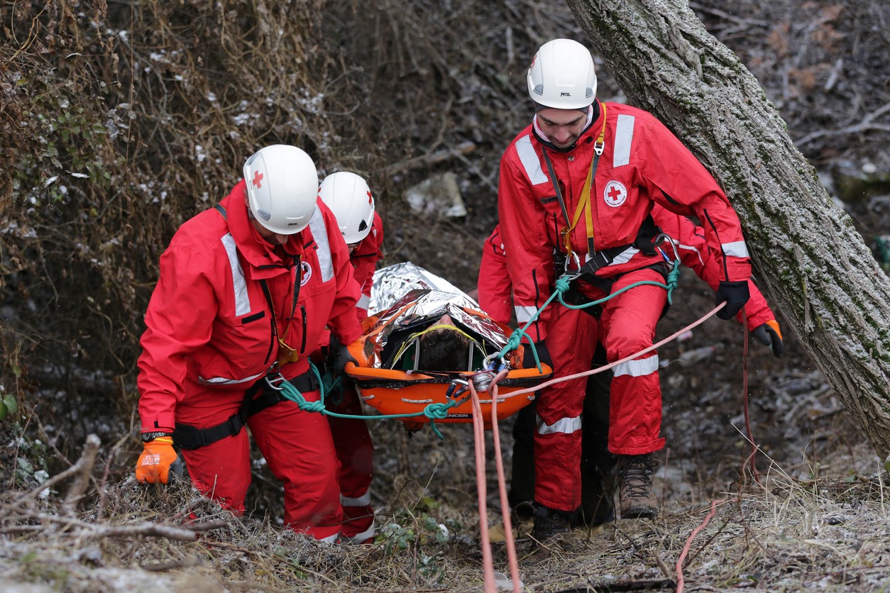Seasonal Challenges and Strategies for Rope Rescue Standby Services