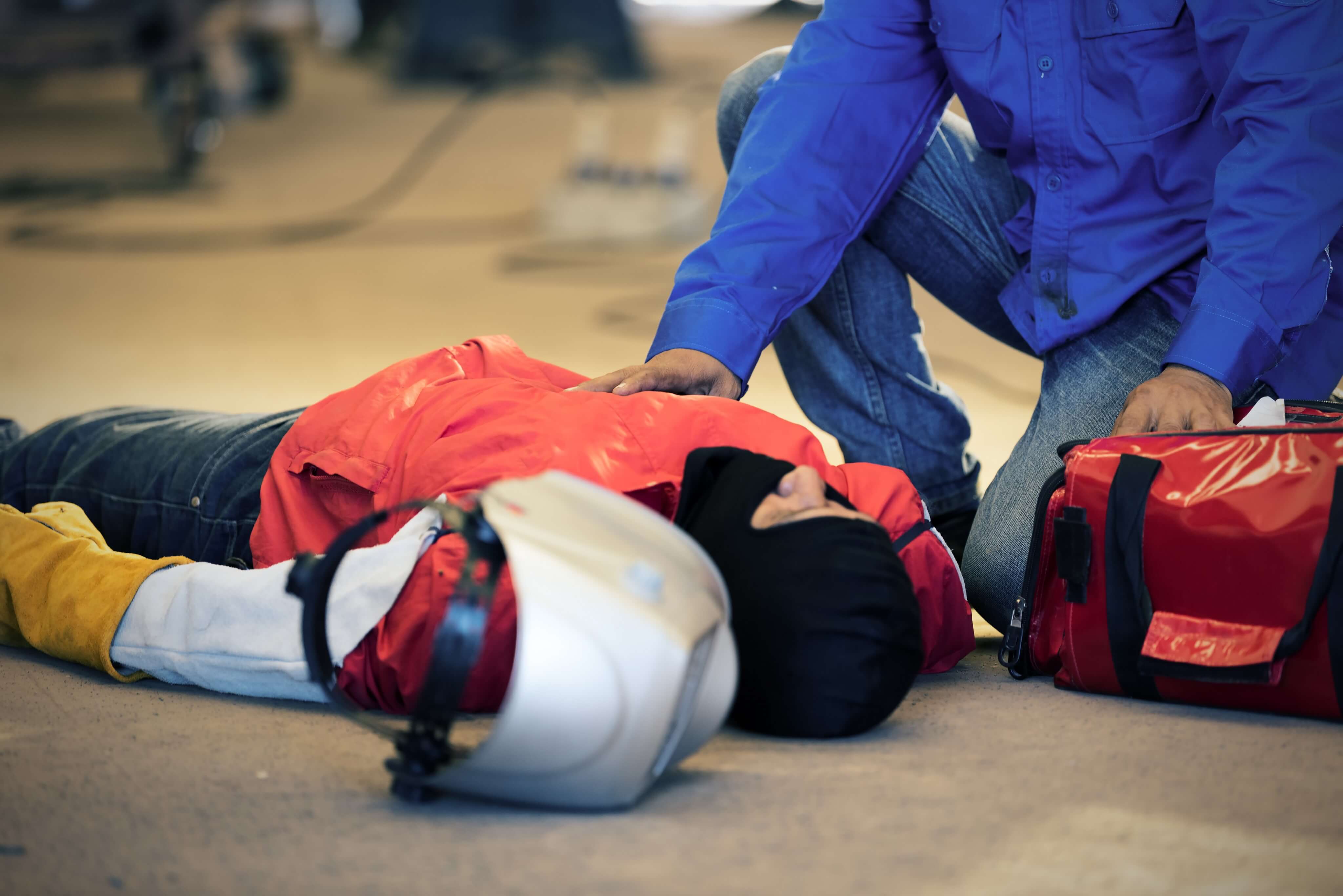 The Benefits of Having a First Aid Training Course Under Your Belt